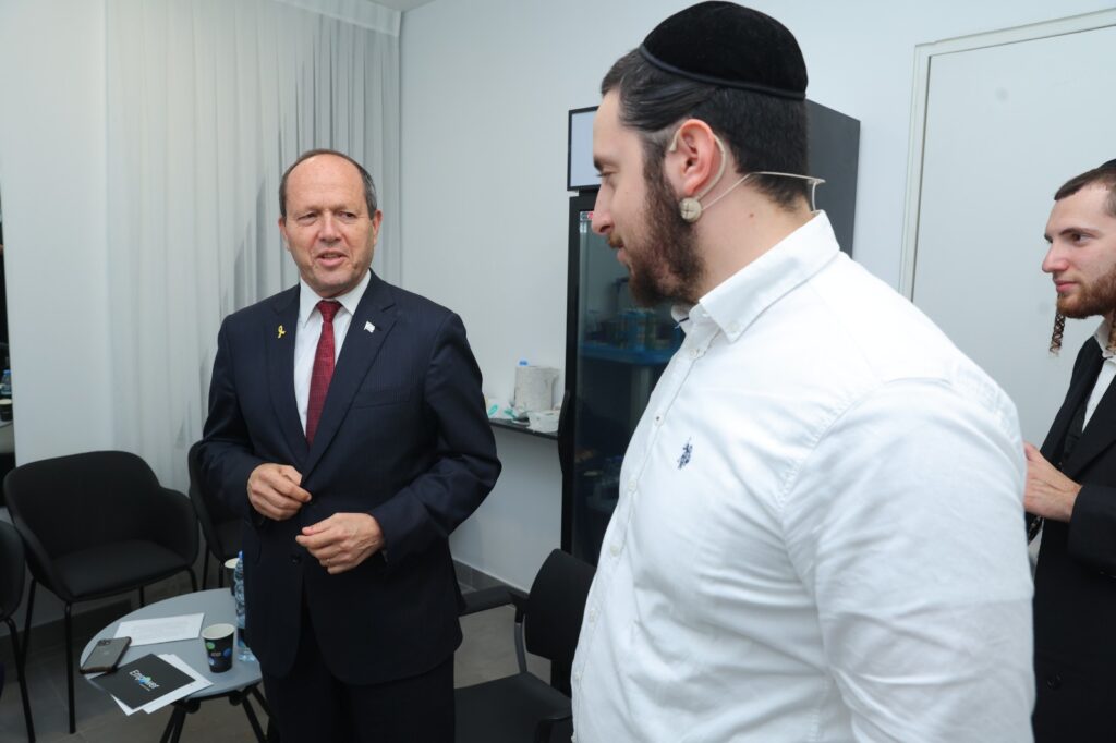 ועידת "אימפאוור": מאות התכנסו ללמוד איך לצמוח עסקית