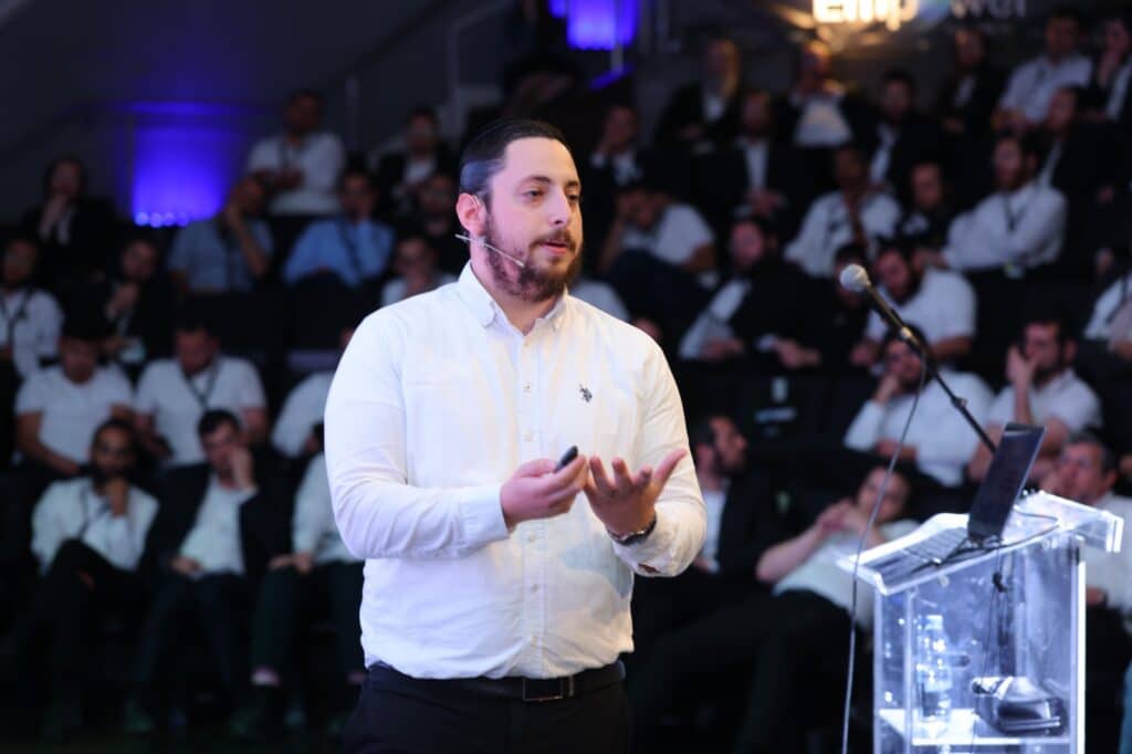 ועידת "אימפאוור": מאות התכנסו ללמוד איך לצמוח עסקית