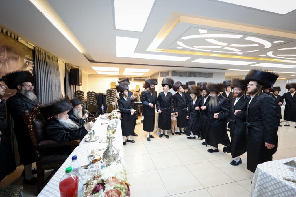 מעמד סיום הלכות בשר וחלב ב'כולל גבוה להוראה' טשארנאביל