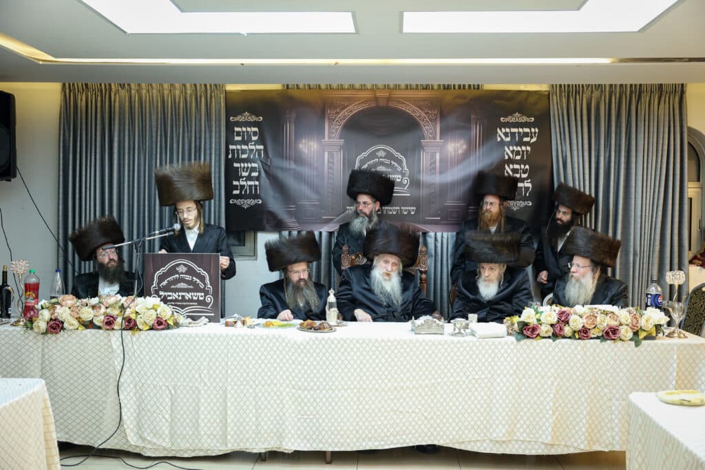 מעמד סיום הלכות בשר וחלב ב'כולל גבוה להוראה' טשארנאביל