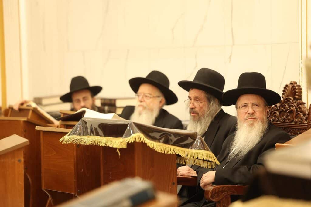 ב'עטרת ישראל' ציינו שנתיים להסתלקותו של מרן ראש הישיבה הגרב"מ אזרחי זצ"ל