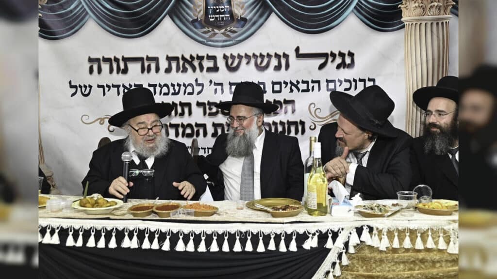 הכנסת ספר תורה והכתרת רב בקהילה החדשה ברכסים