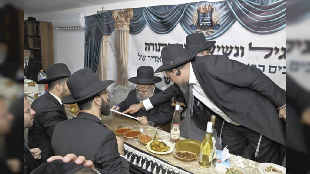 הכנסת ספר תורה והכתרת רב בקהילה החדשה ברכסים