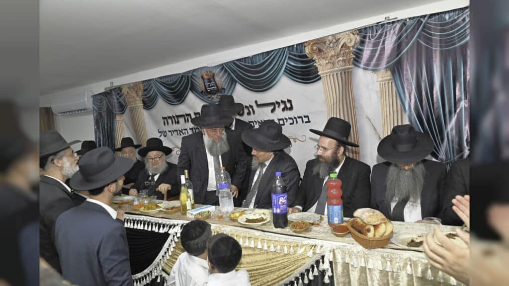 הכנסת ספר תורה והכתרת רב בקהילה החדשה ברכסים