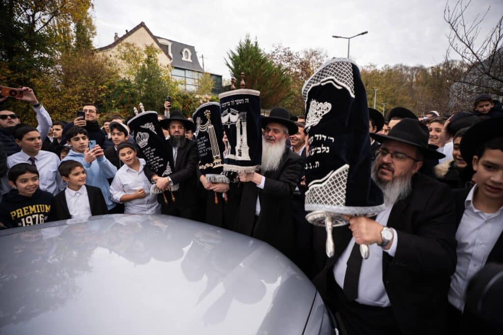 הביקור המרגש של הגרמ"ה הירש בצרפת