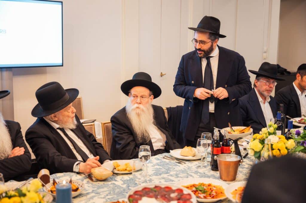 הביקור המרגש של הגרמ"ה הירש בצרפת