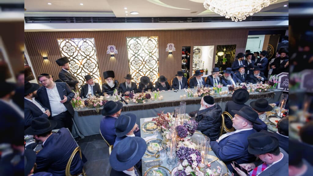 קריית ספר: עשרות נגידים בבית הנגיד ר' אליעזר סברדלוב