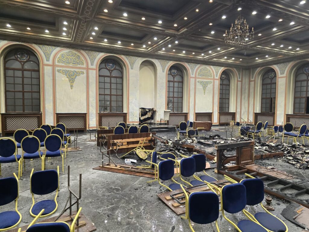 מעורער בנפשו הצית את ביהכנ"ס ההיסטורי של סדיגורא