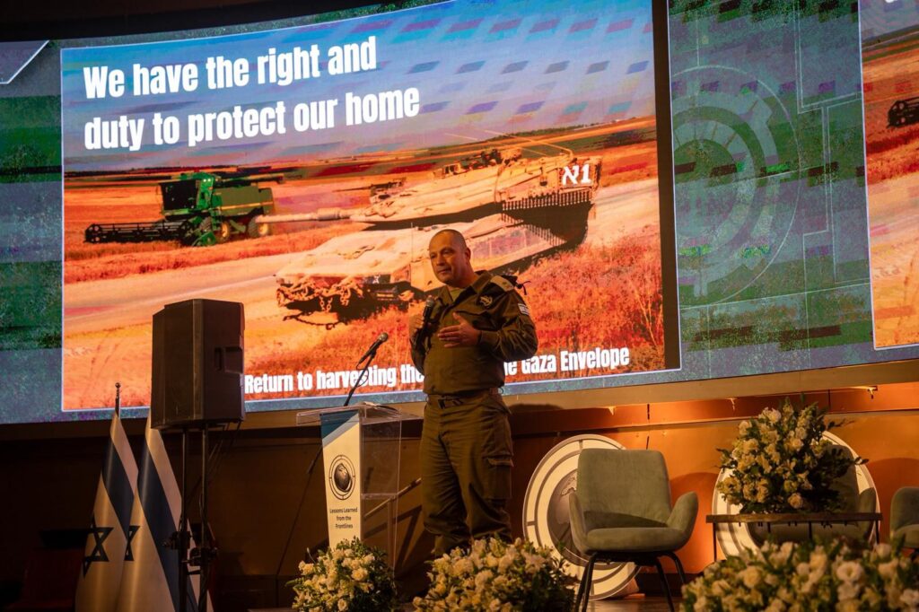 מפקדים מרחבי העולם הגיעו ללמוד את סודות הלחימה