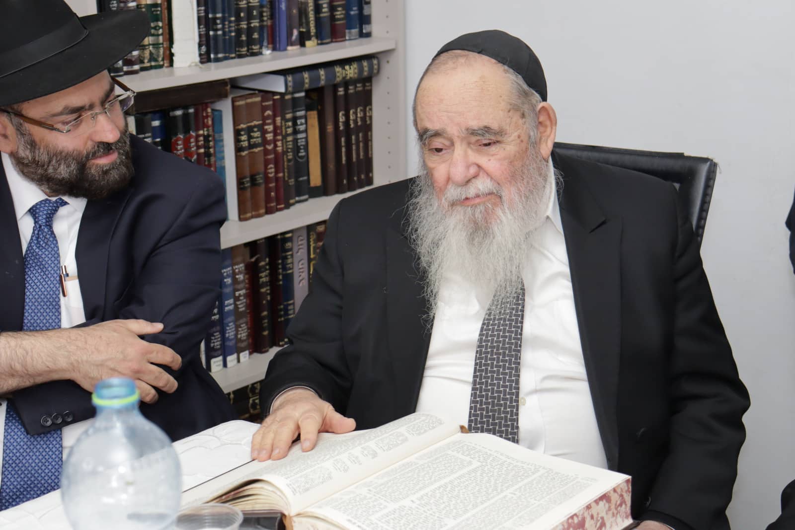 מכתב החיזוק של הגר"א סלים לבן הישיבה שנעצר