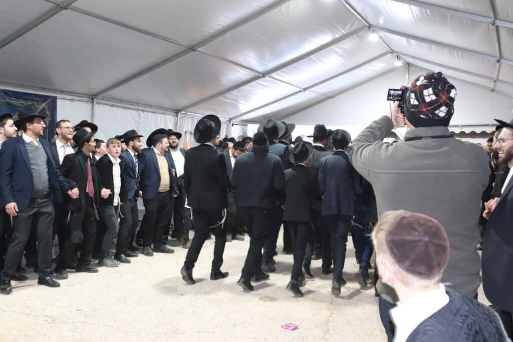 45 שנה ליישוב החרדי: במעלה עמוס סיימו את הש"ס 45 שנה ליישוב החרדי: במעלה עמוס סיימו את הש"ס