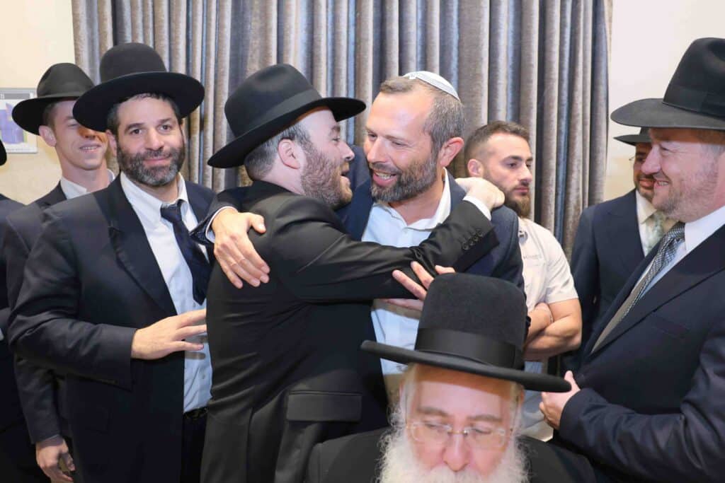 היועץ האסטרטגי בירמץ את בנו: גדולי ישראל ואישי ציבור הגיעו