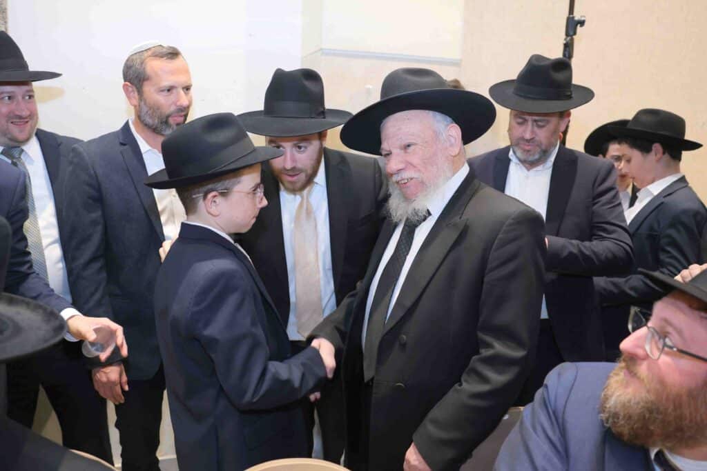 היועץ האסטרטגי בירמץ את בנו: גדולי ישראל ואישי ציבור הגיעו