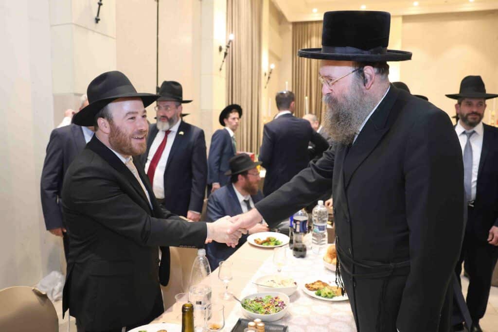 היועץ האסטרטגי בירמץ את בנו: גדולי ישראל ואישי ציבור הגיעו