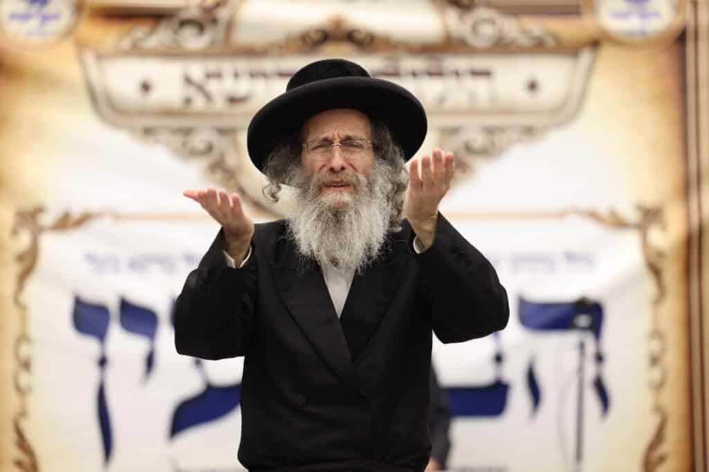 במעמד מאות: רב מיילך בידרמן ערך הילולא ל-'בת עין'