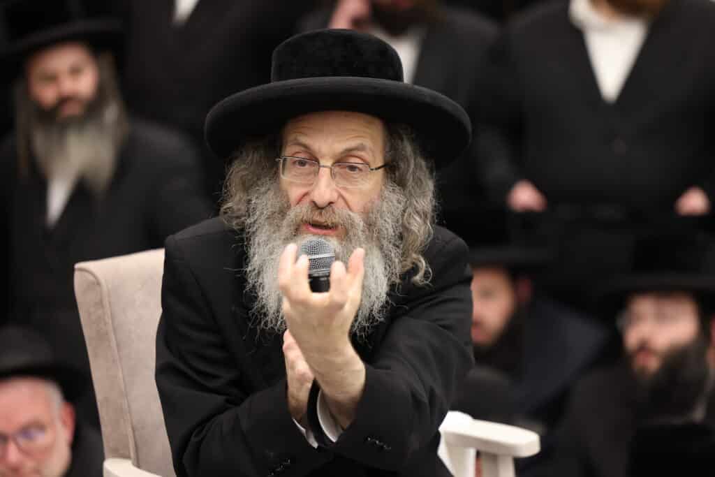 במעמד מאות: רב מיילך בידרמן ערך הילולא ל-'בת עין'