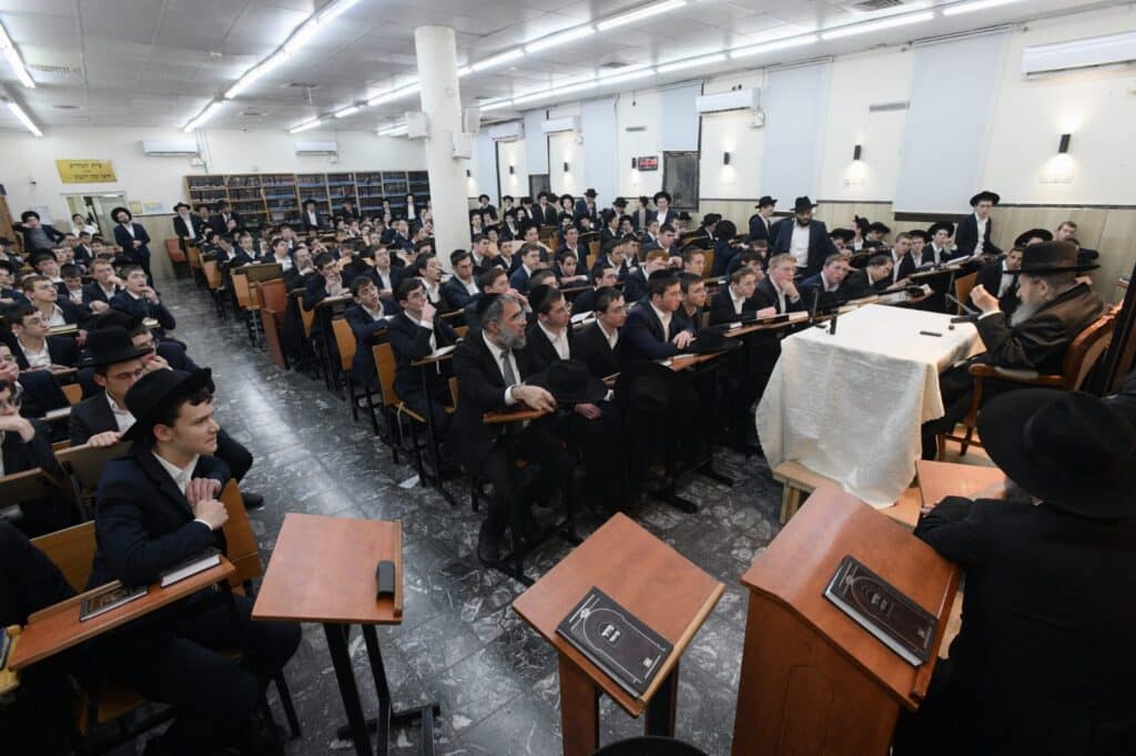 מרן הגר"ד לנדו בביקור בישיבת "אמרי משה" בירושלים