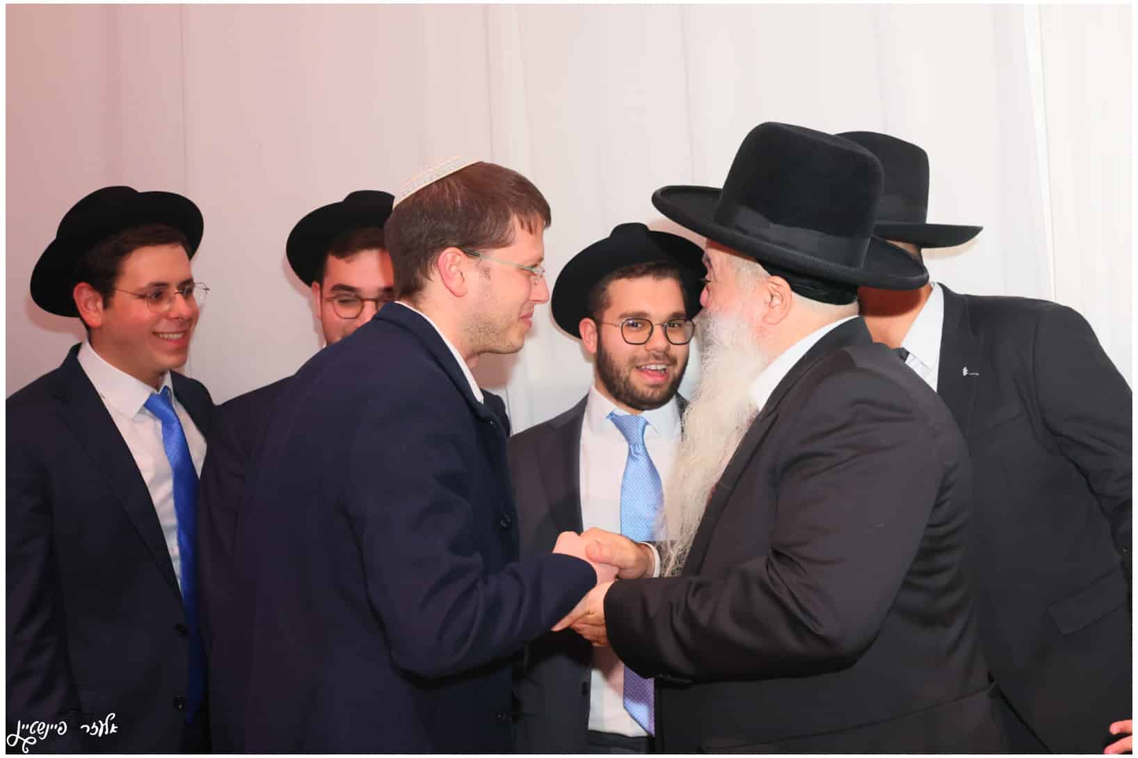 חבר מועצת הרבנות השיא את בתו: רבנים ואישי ציבור הגיעו לברך