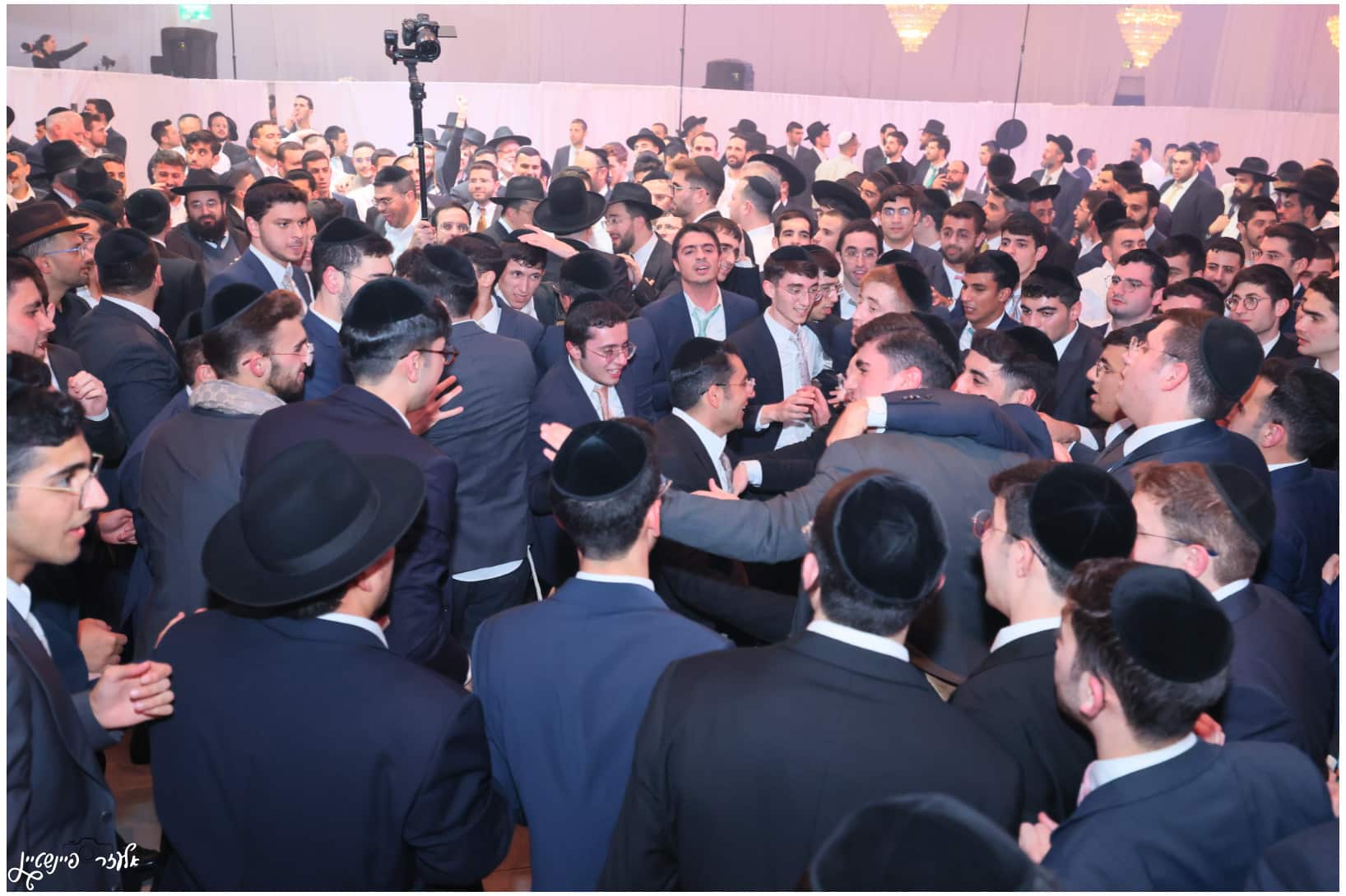 חבר מועצת הרבנות השיא את בתו: רבנים ואישי ציבור הגיעו לברך