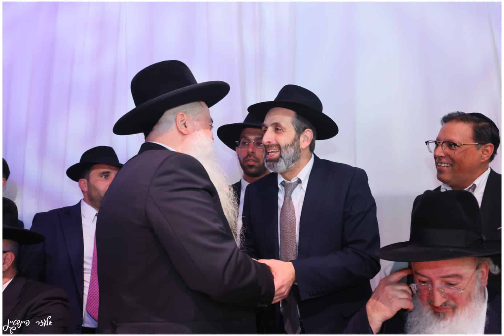 חבר מועצת הרבנות השיא את בתו: רבנים ואישי ציבור הגיעו לברך