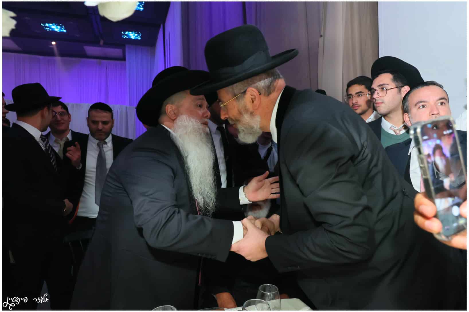 חבר מועצת הרבנות השיא את בתו: רבנים ואישי ציבור הגיעו לברך