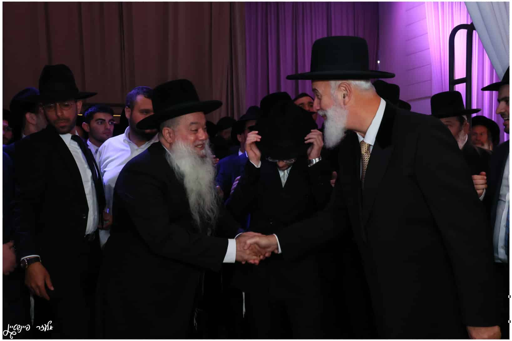 חבר מועצת הרבנות השיא את בתו: רבנים ואישי ציבור הגיעו לברך