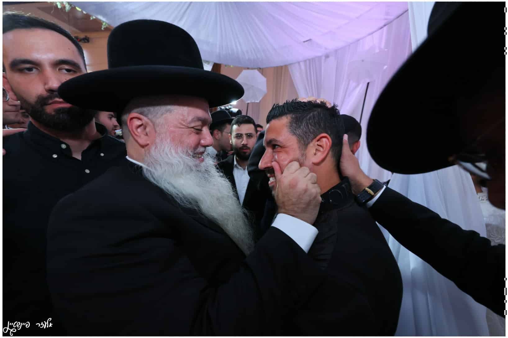 חבר מועצת הרבנות השיא את בתו: רבנים ואישי ציבור הגיעו לברך