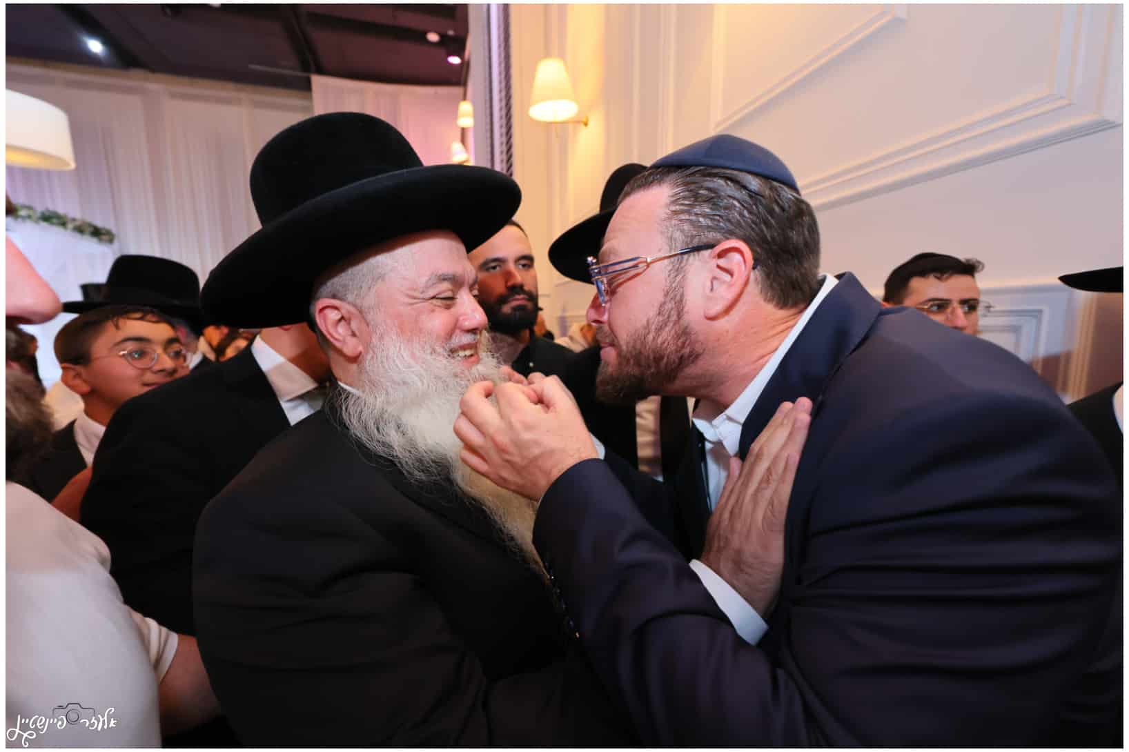 חבר מועצת הרבנות השיא את בתו: רבנים ואישי ציבור הגיעו לברך