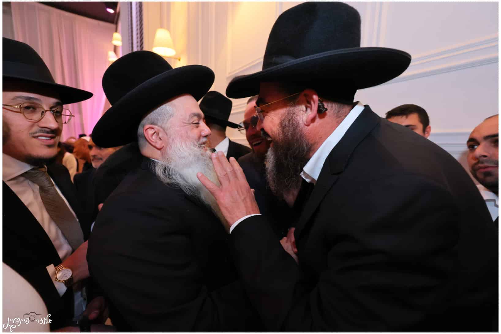 חבר מועצת הרבנות השיא את בתו: רבנים ואישי ציבור הגיעו לברך