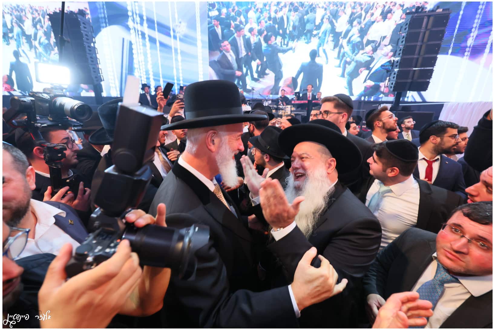 חבר מועצת הרבנות השיא את בתו: רבנים ואישי ציבור הגיעו לברך