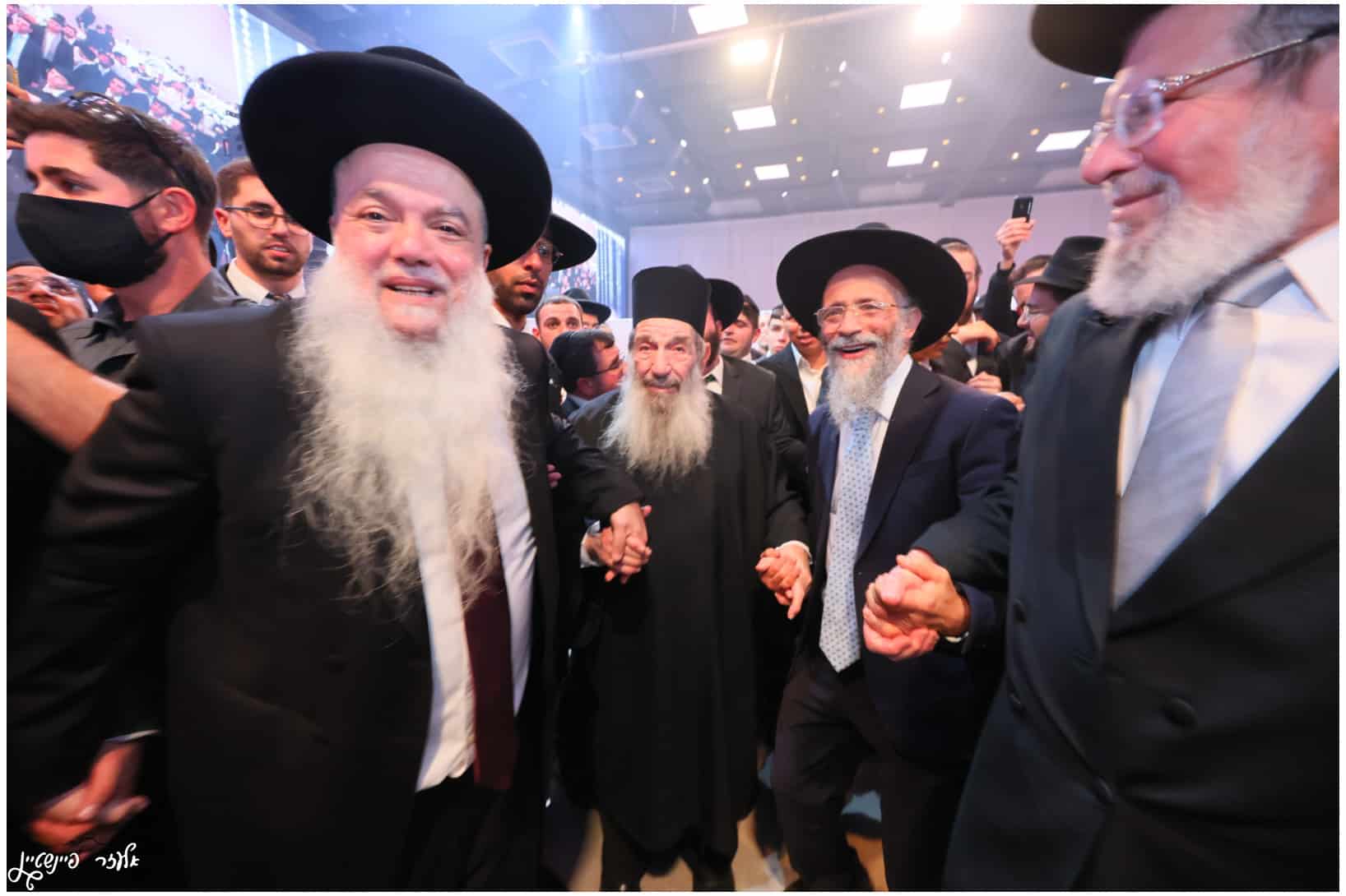 חבר מועצת הרבנות השיא את בתו: רבנים ואישי ציבור הגיעו לברך