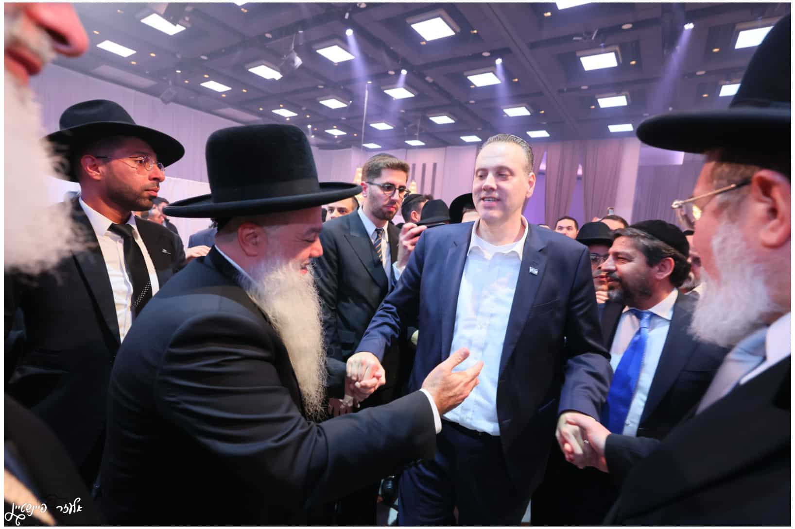 חבר מועצת הרבנות השיא את בתו: רבנים ואישי ציבור הגיעו לברך