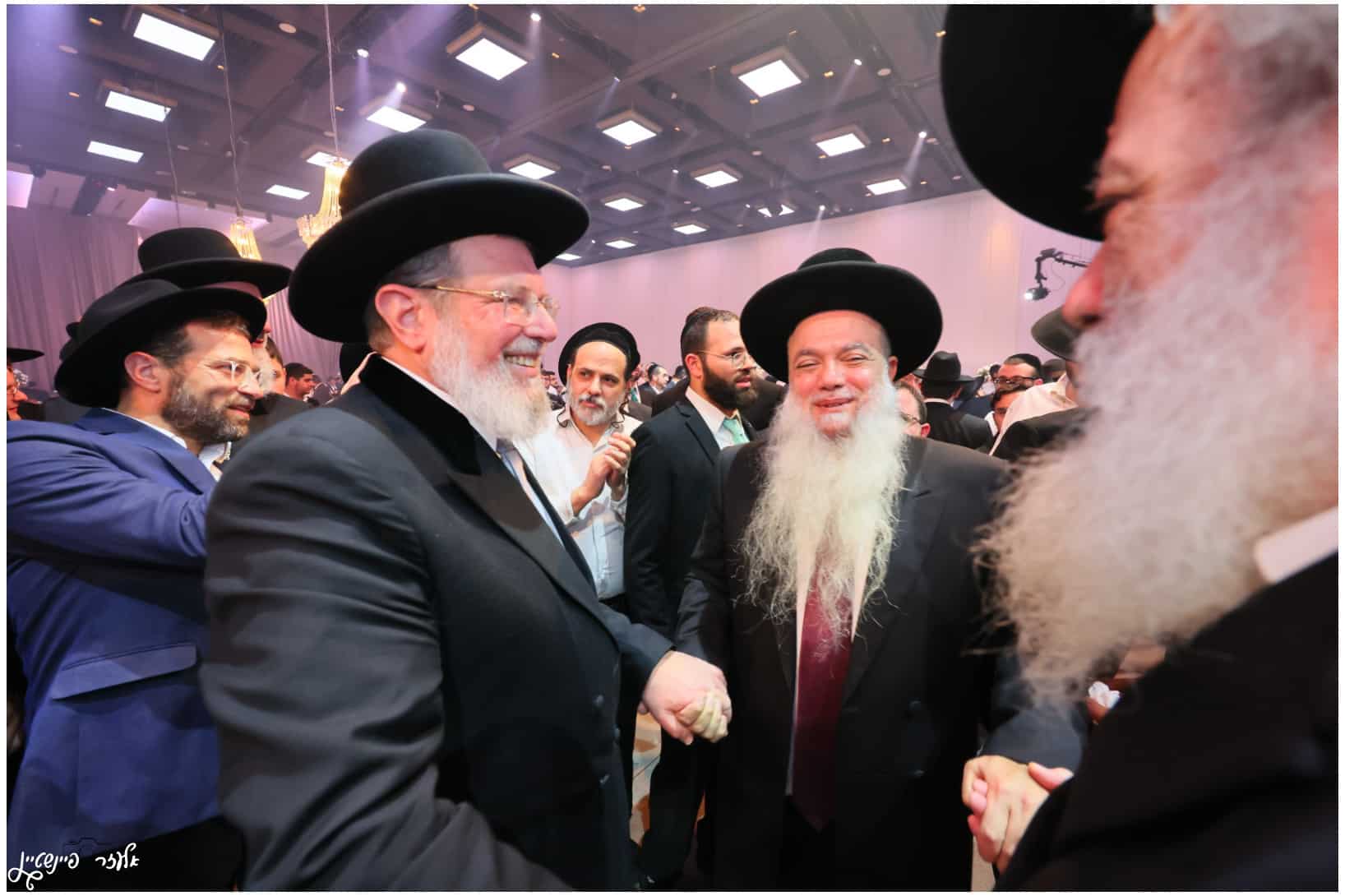 חבר מועצת הרבנות השיא את בתו: רבנים ואישי ציבור הגיעו לברך