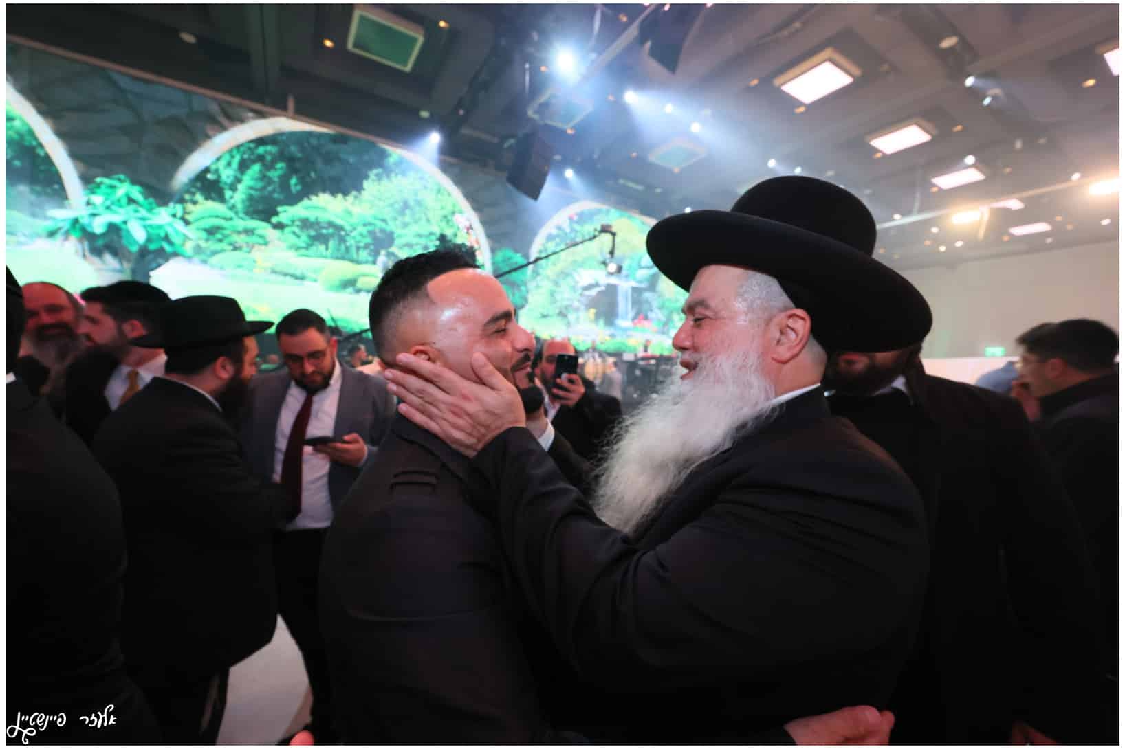 חבר מועצת הרבנות השיא את בתו: רבנים ואישי ציבור הגיעו לברך