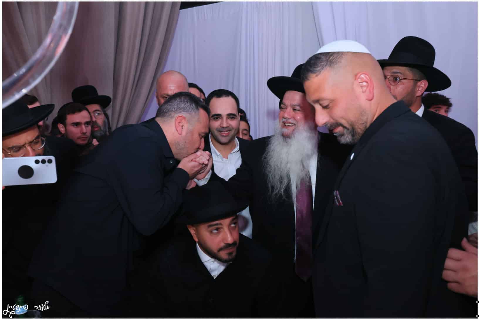 חבר מועצת הרבנות השיא את בתו: רבנים ואישי ציבור הגיעו לברך