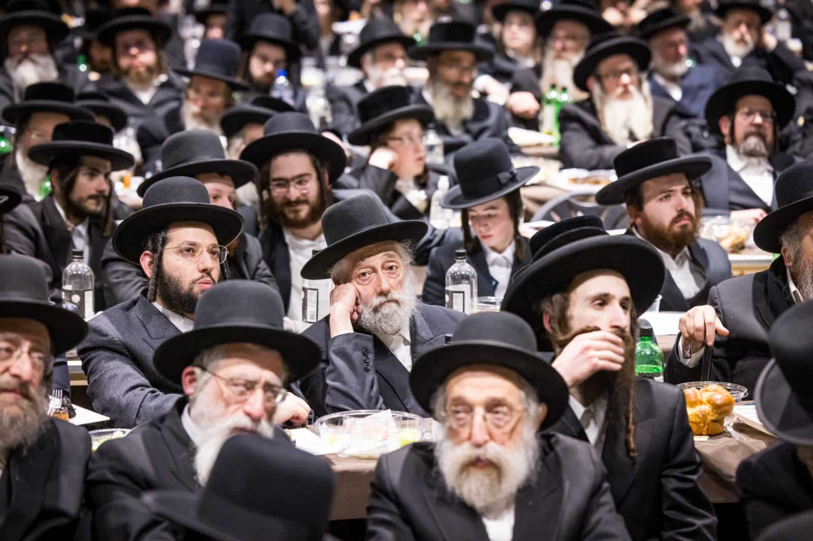 בראשות האדמו"ר: אלפי חסידי סאטמר חגגו את יום ההצלה בראשות האדמו"ר: אלפי חסידי סאטמר חגגו את יום ההצלה