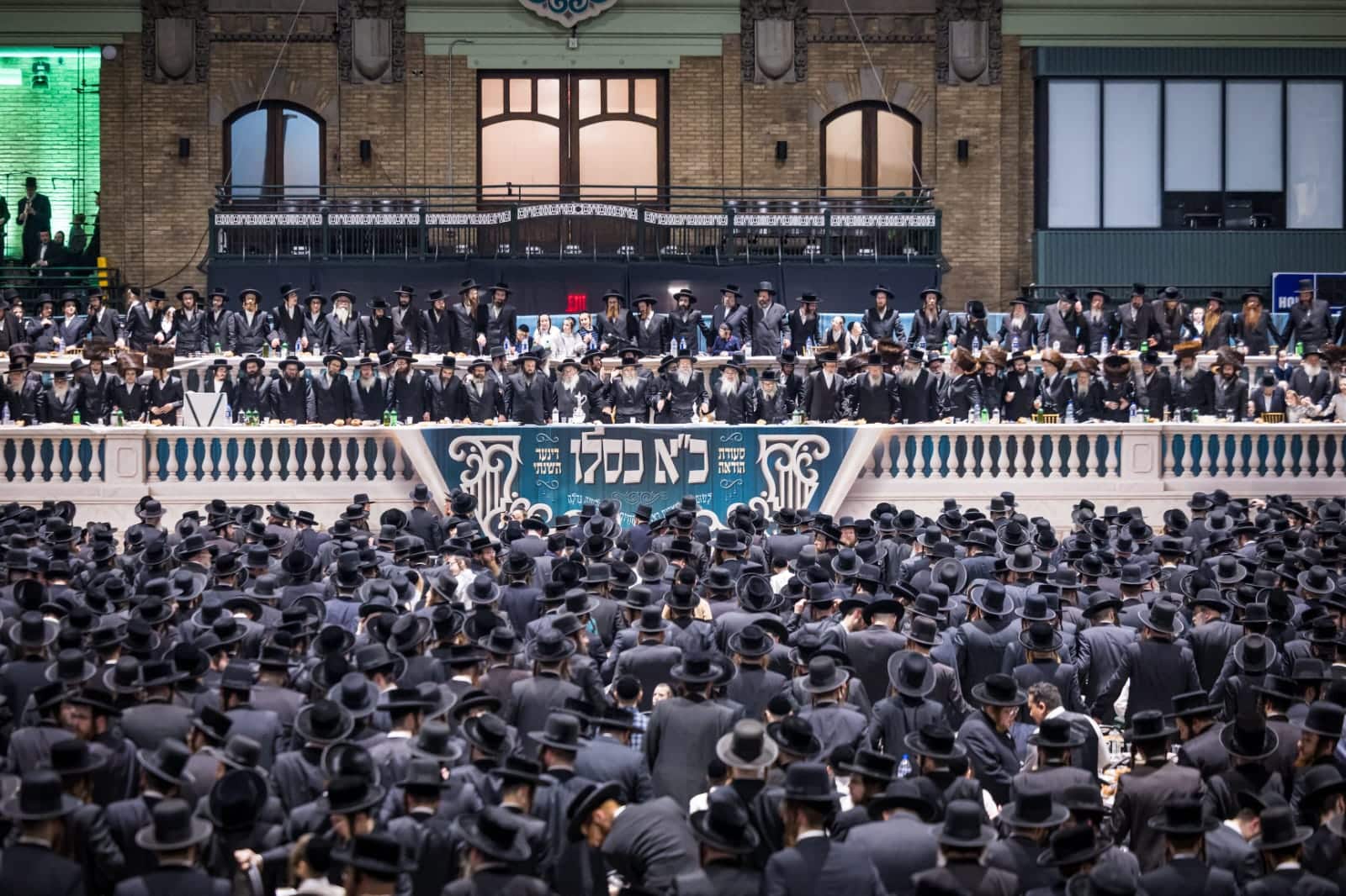 בראשות האדמו"ר: אלפי חסידי סאטמר חגגו את יום ההצלה בראשות האדמו"ר: אלפי חסידי סאטמר חגגו את יום ההצלה