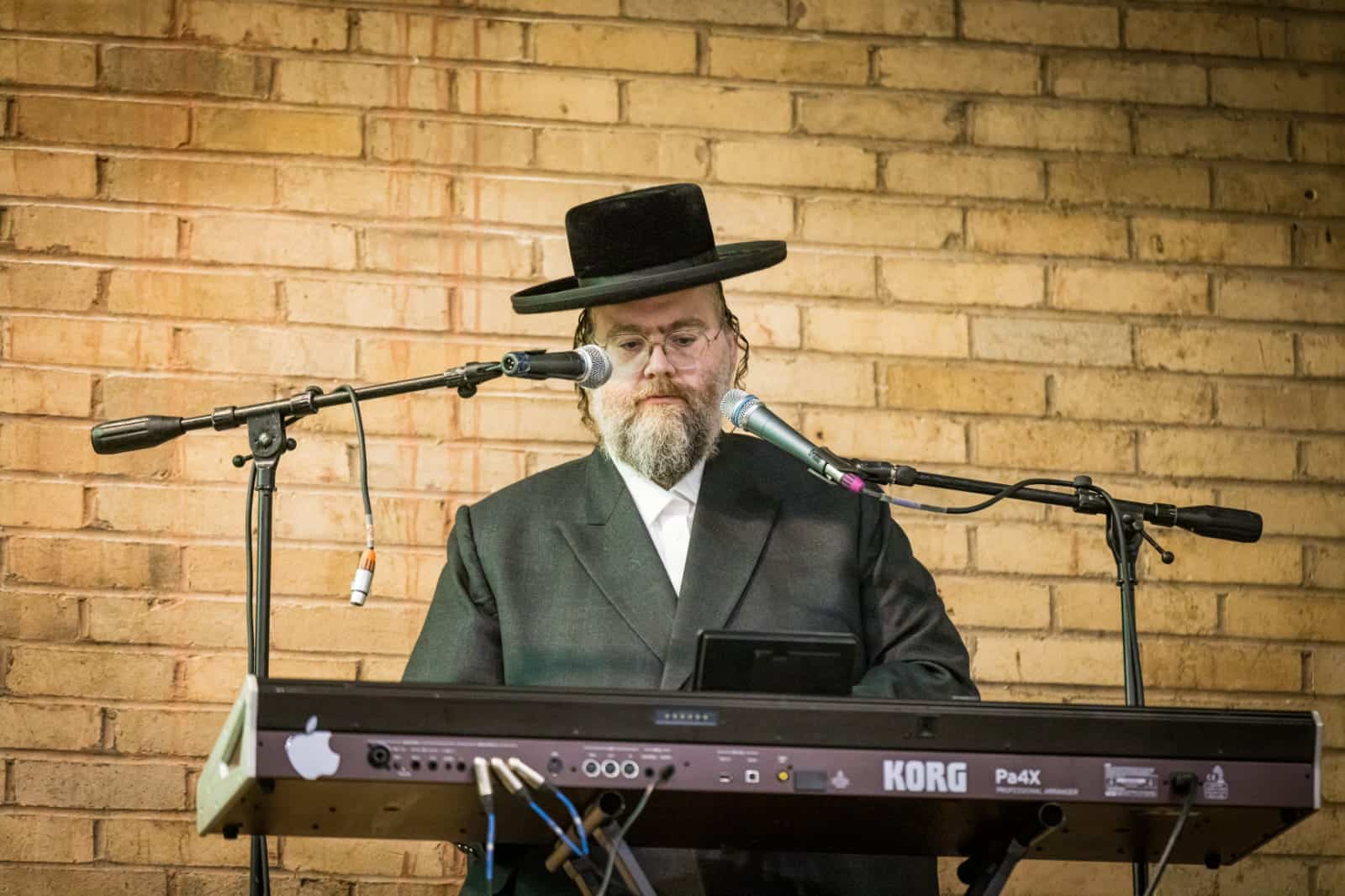 בראשות האדמו"ר: אלפי חסידי סאטמר חגגו את יום ההצלה בראשות האדמו"ר: אלפי חסידי סאטמר חגגו את יום ההצלה