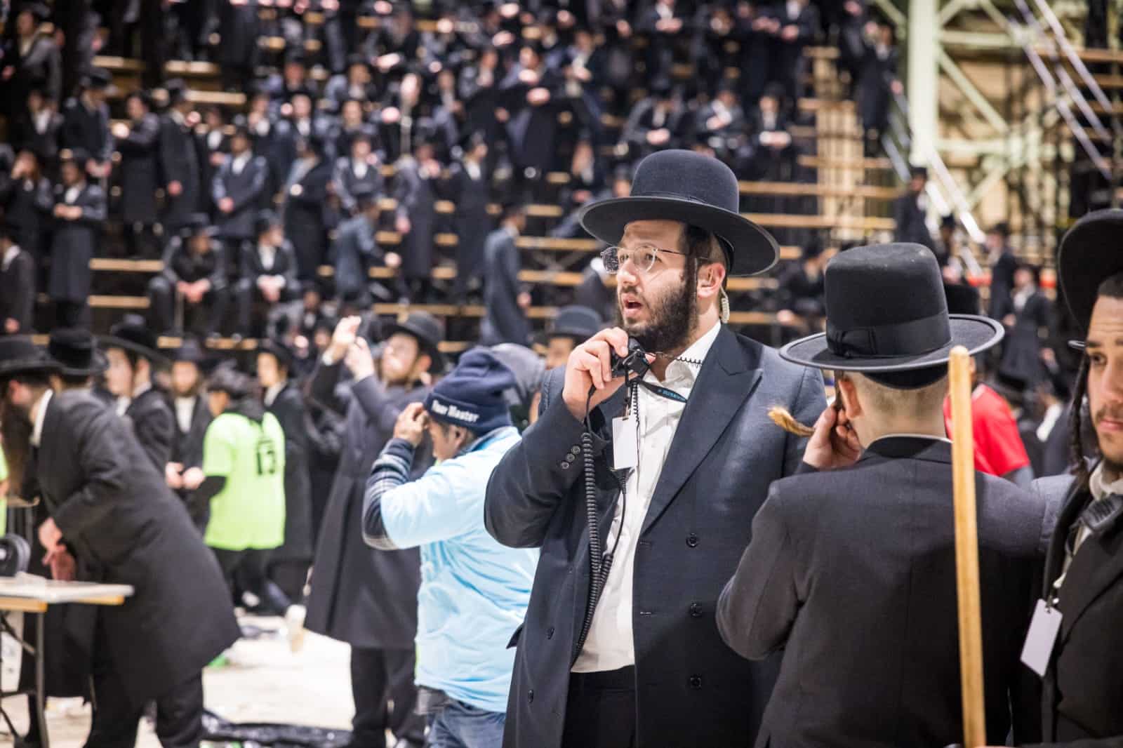 בראשות האדמו"ר: אלפי חסידי סאטמר חגגו את יום ההצלה בראשות האדמו"ר: אלפי חסידי סאטמר חגגו את יום ההצלה