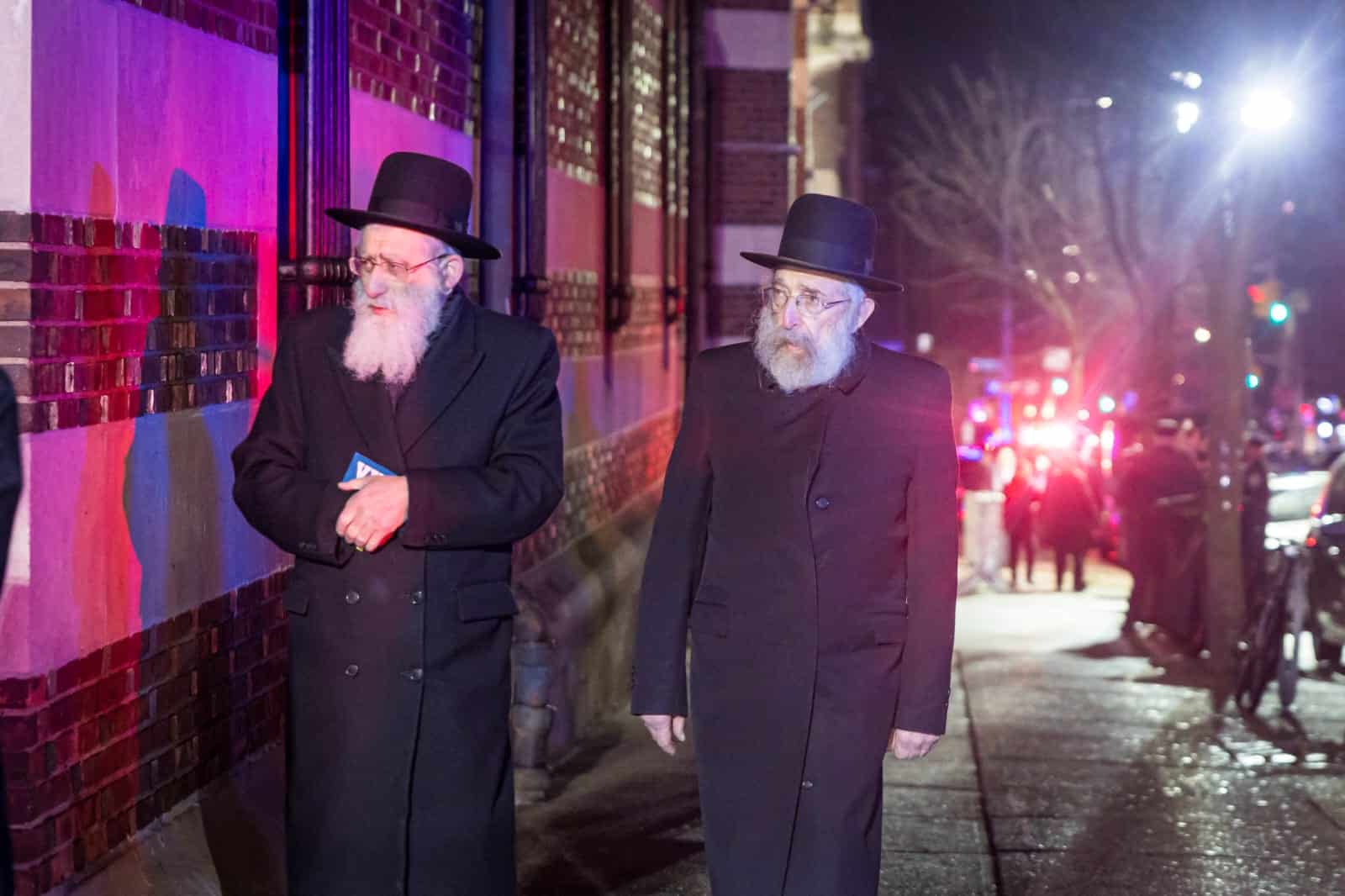 בראשות האדמו"ר: אלפי חסידי סאטמר חגגו את יום ההצלה בראשות האדמו"ר: אלפי חסידי סאטמר חגגו את יום ההצלה