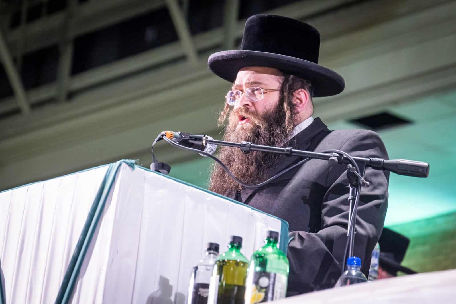 בראשות האדמו"ר: אלפי חסידי סאטמר חגגו את יום ההצלה בראשות האדמו"ר: אלפי חסידי סאטמר חגגו את יום ההצלה