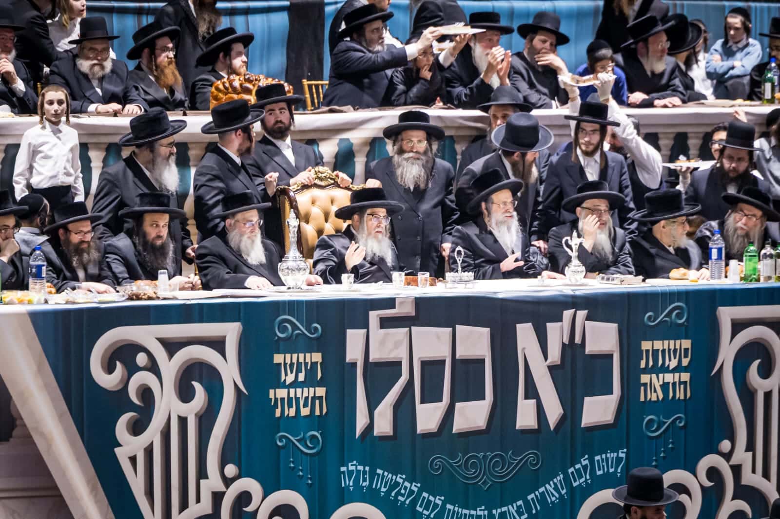 בראשות האדמו"ר: אלפי חסידי סאטמר חגגו את יום ההצלה בראשות האדמו"ר: אלפי חסידי סאטמר חגגו את יום ההצלה