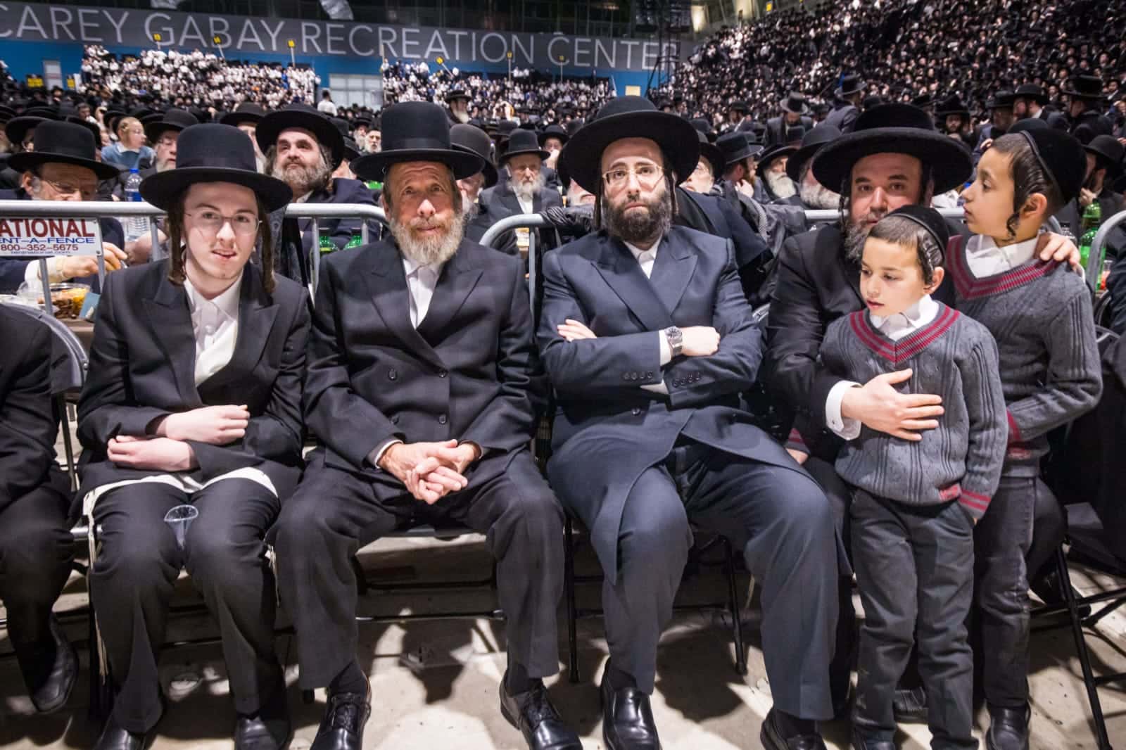 בראשות האדמו"ר: אלפי חסידי סאטמר חגגו את יום ההצלה בראשות האדמו"ר: אלפי חסידי סאטמר חגגו את יום ההצלה