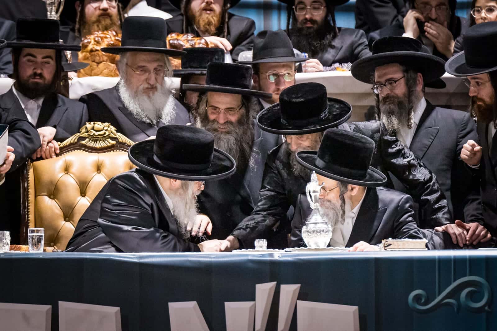 בראשות האדמו"ר: אלפי חסידי סאטמר חגגו את יום ההצלה בראשות האדמו"ר: אלפי חסידי סאטמר חגגו את יום ההצלה