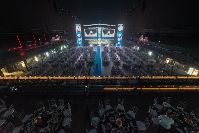 רגע היסטורי במוסקבה: שורד השבי נכנס בברית המילה רגע היסטורי במוסקבה: שורד השבי נכנס בברית המילה