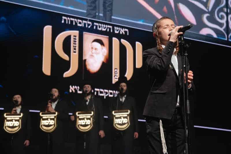 רגע היסטורי במוסקבה: שורד השבי נכנס בברית המילה רגע היסטורי במוסקבה: שורד השבי נכנס בברית המילה