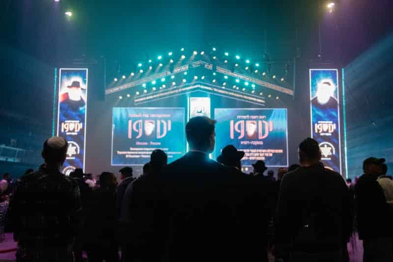 רגע היסטורי במוסקבה: שורד השבי נכנס בברית המילה רגע היסטורי במוסקבה: שורד השבי נכנס בברית המילה