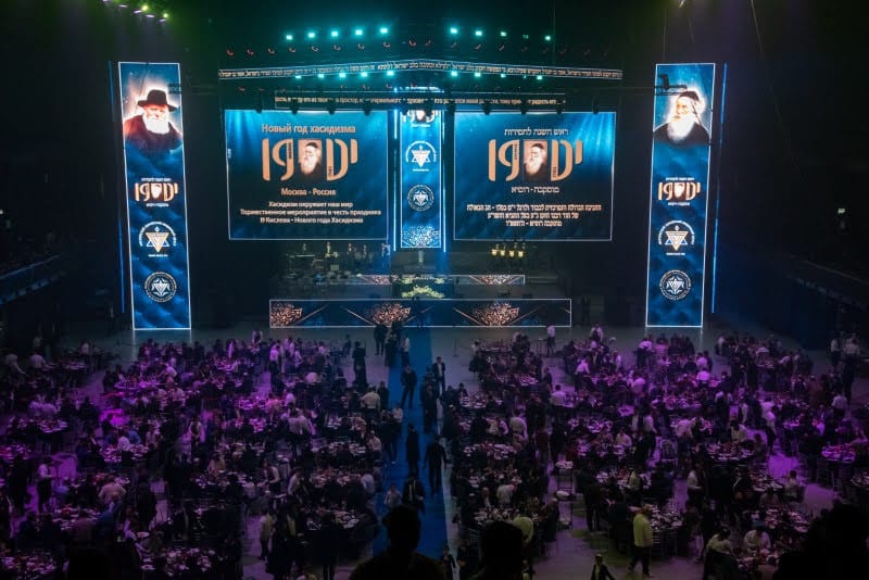 רגע היסטורי במוסקבה: שורד השבי נכנס בברית המילה רגע היסטורי במוסקבה: שורד השבי נכנס בברית המילה