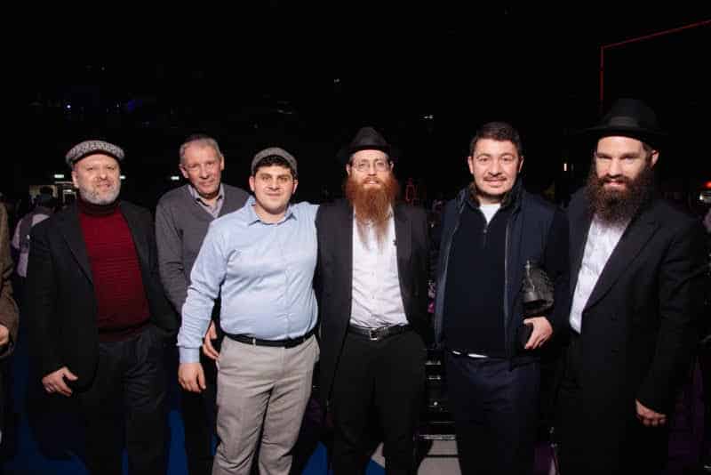 רגע היסטורי במוסקבה: שורד השבי נכנס בברית המילה רגע היסטורי במוסקבה: שורד השבי נכנס בברית המילה