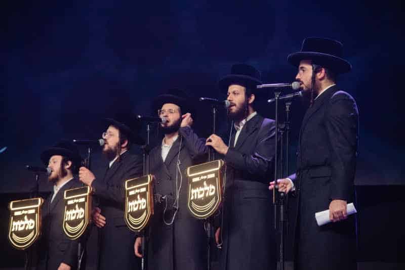 רגע היסטורי במוסקבה: שורד השבי נכנס בברית המילה רגע היסטורי במוסקבה: שורד השבי נכנס בברית המילה